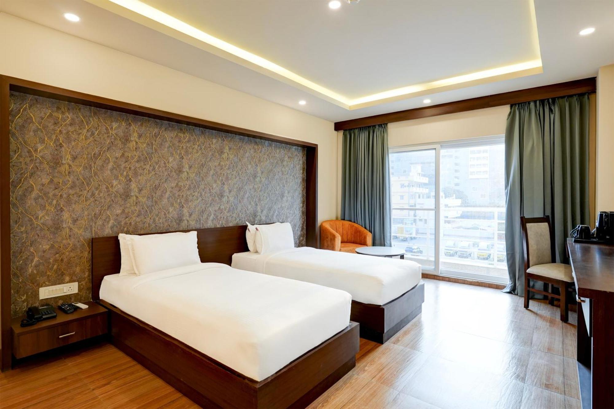 Hsd Near Igi Airport Delhi Hotel New Delhi