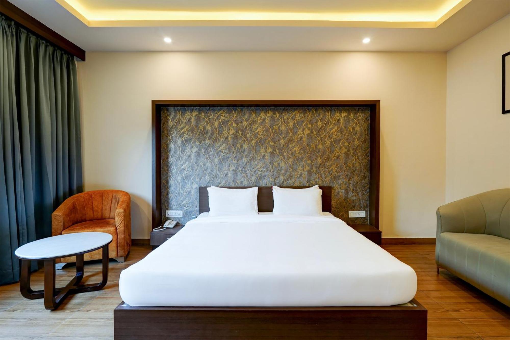 Hsd Near Igi Airport Delhi * New Delhi